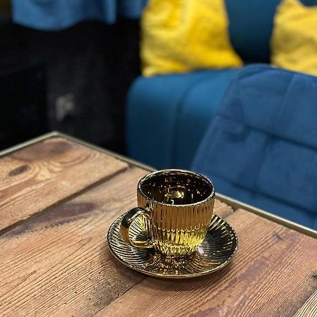 Darkhouse Versace Blue Lodz  Luaran gambar